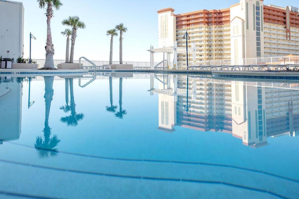 A Shore Thing At Laketown Wharf #1904 By Nautical Properties Panama City Beach Exteriér fotografie